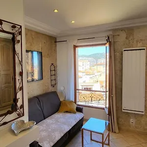 Cosy Cannes